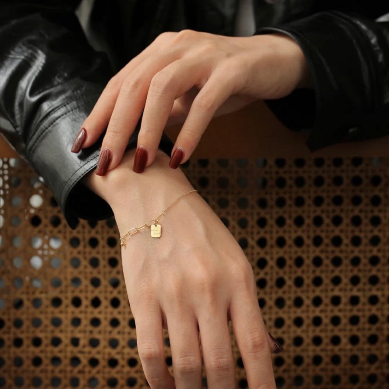 Bracelet de collier carré en or 18 carats pour femmes