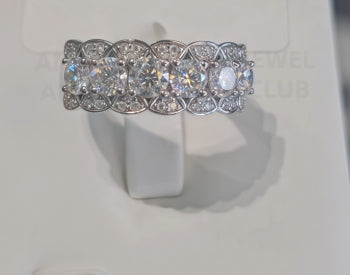 Bague plaquée argent 925 en or 18 carats Pleine Moissanite Bague fermée en diamant complet