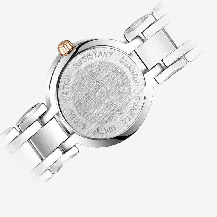 Montre compacte en acier haut de gamme pour femmes