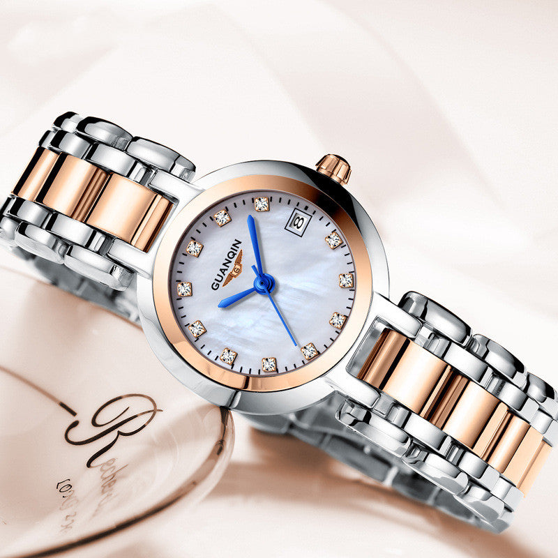 Montre compacte en acier haut de gamme pour femmes